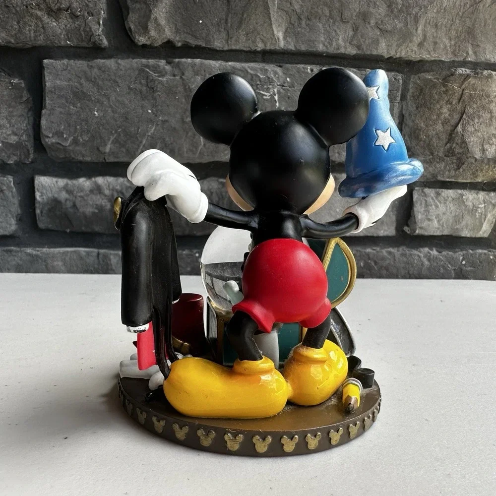 Mickey Mouse Plane Crazy Snow Globe Fantasia Wardrobe Trunk 4.5